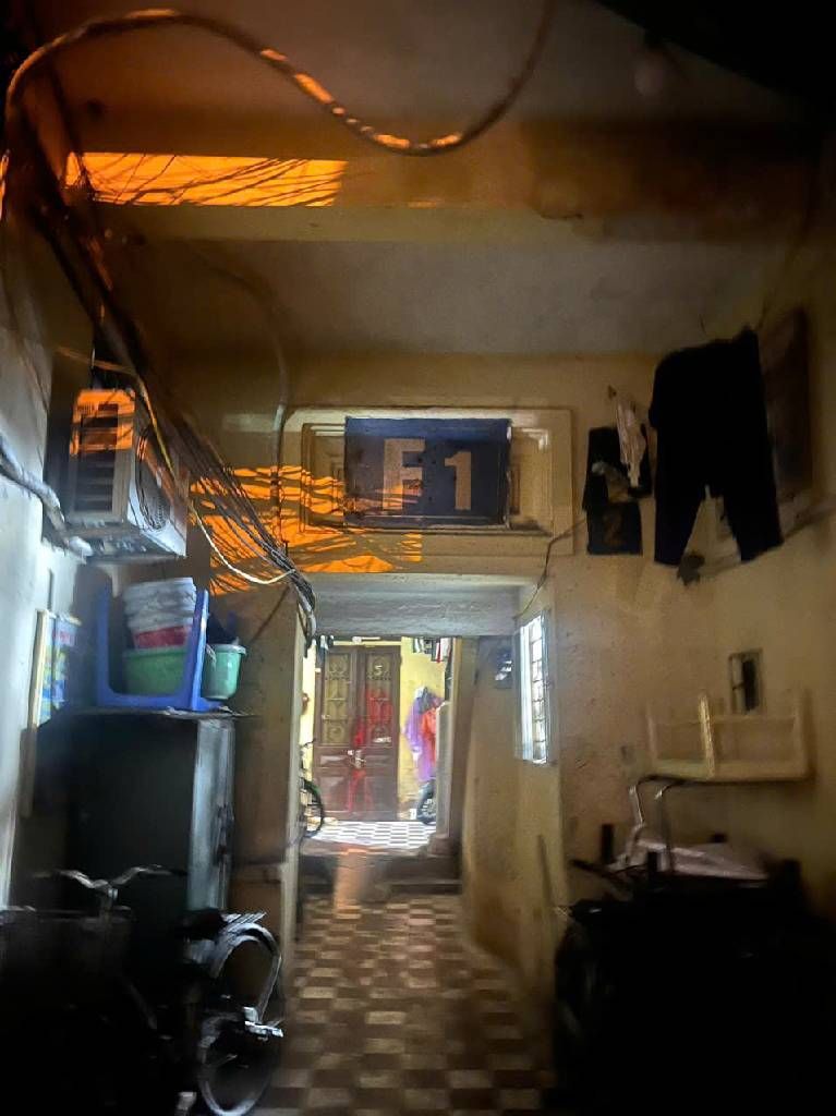 Bán nhà Trần Hưng Đạo - diện tích 55m2 2 tầng - Nhà đẹp hiếm có - giá 3,3 tỷ