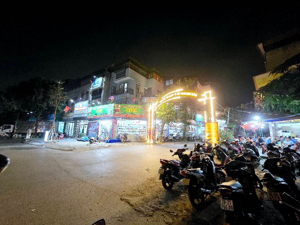 Bán nhà Bằng Liệt - diện tích 39.2m2 6 tầng - Ô TÔ 10M - giá 10,9 tỷ