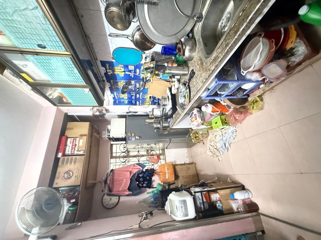 Bán nhà Thịnh Hào 1 - diện tích 40m2 1 tầng - Ô TÔ ĐỖ CẦU THANG - giá 2,9 tỷ