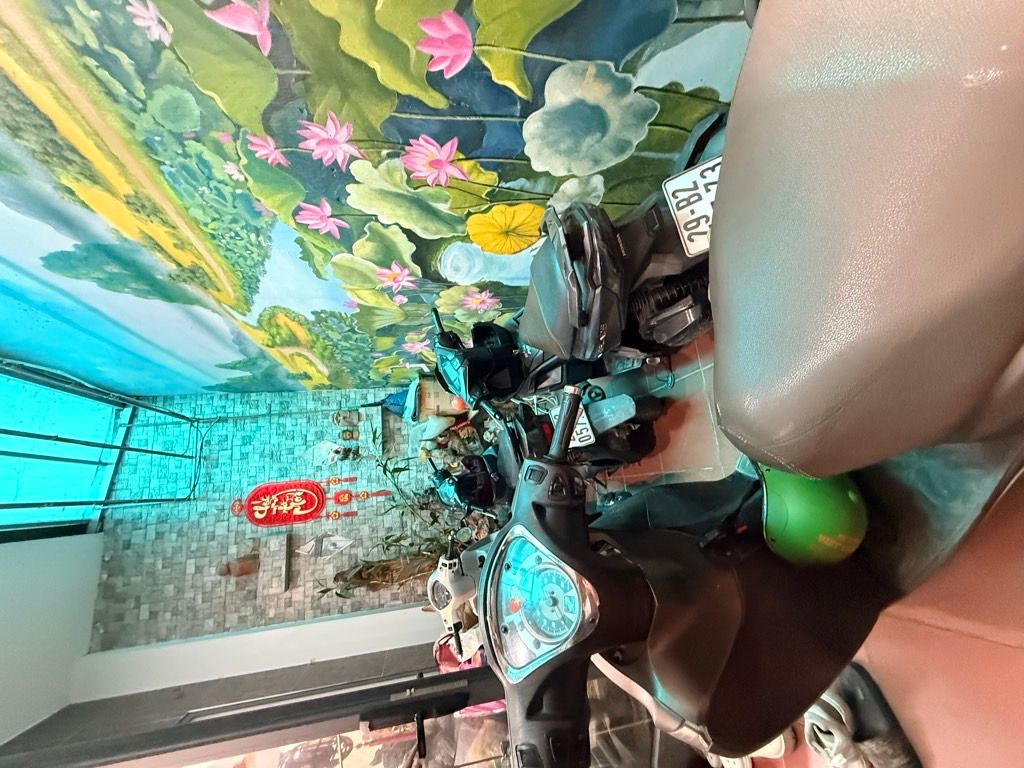 Bán nhà Mai Hương - diện tích 49,3m2 3 tầng - Nhà ngõ tiện ích gần trường Bách Khoa - giá 9,5 tỷ