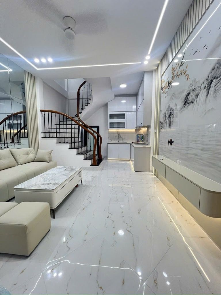 Bán nhà Đường Láng - diện tích 30m2 5 tầng - Cực hiếm trong khu vực - giá 8,5 tỷ