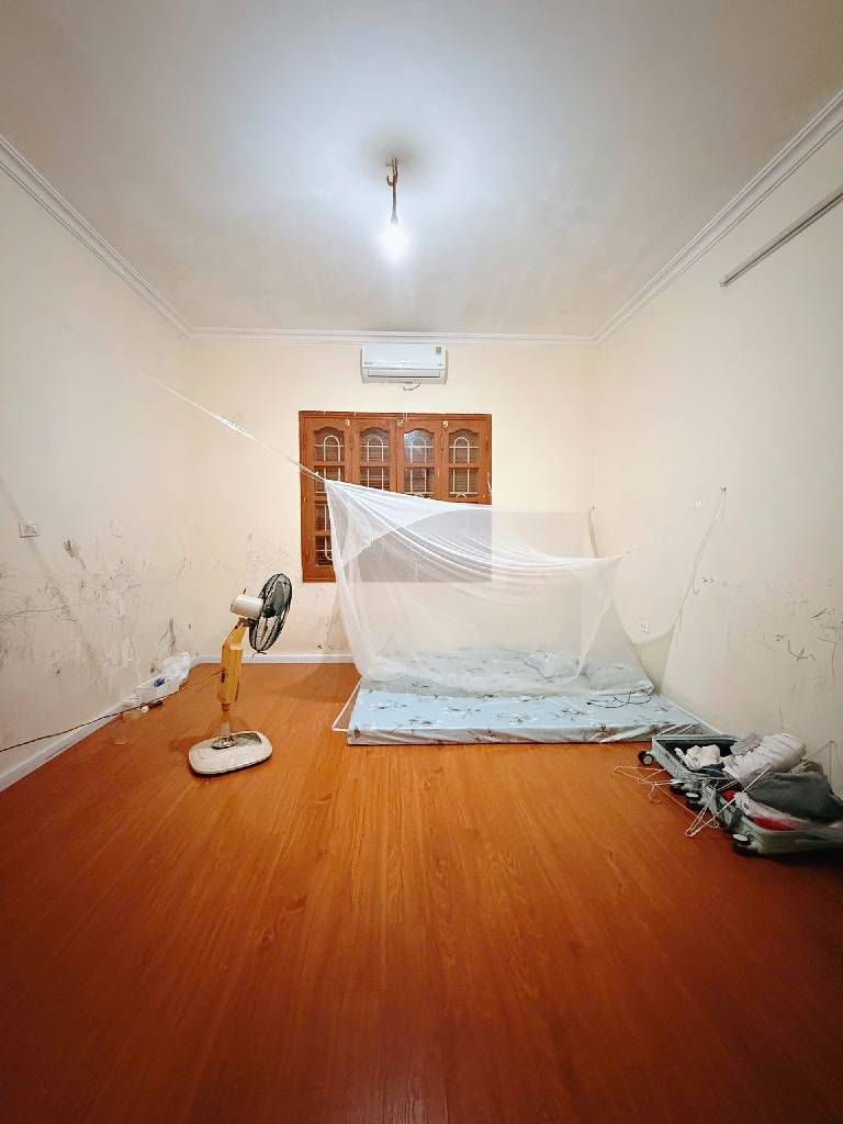 Bán nhà Lĩnh Nam - diện tích 21m2 4 tầng - ô tô tránh - giá 4,5 tỷ