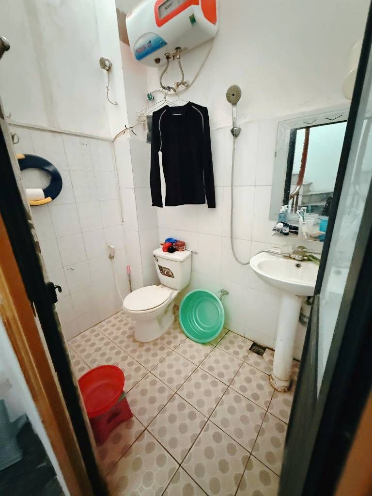 Bán nhà Lĩnh Nam - diện tích 21m2 4 tầng - ô tô tránh - giá 4,5 tỷ