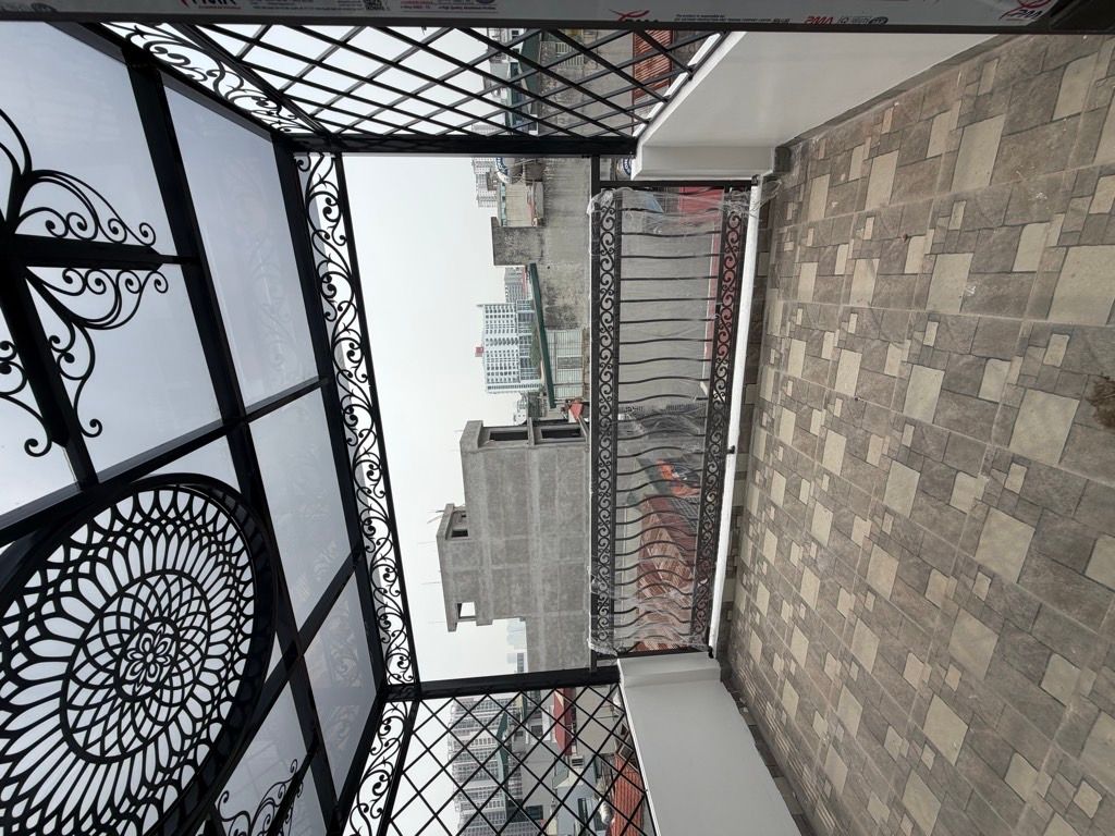 Bán nhà Nguyễn Văn Trỗi - diện tích 36m2 7 tầng - Lô góc, mặt ngõ thông - giá 16,8 tỷ