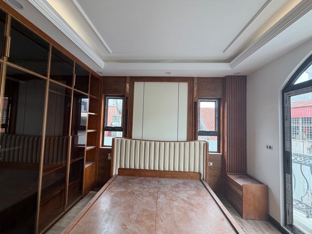 Bán nhà Nguyễn Văn Trỗi - diện tích 36m2 7 tầng - Lô góc, mặt ngõ thông - giá 16,8 tỷ