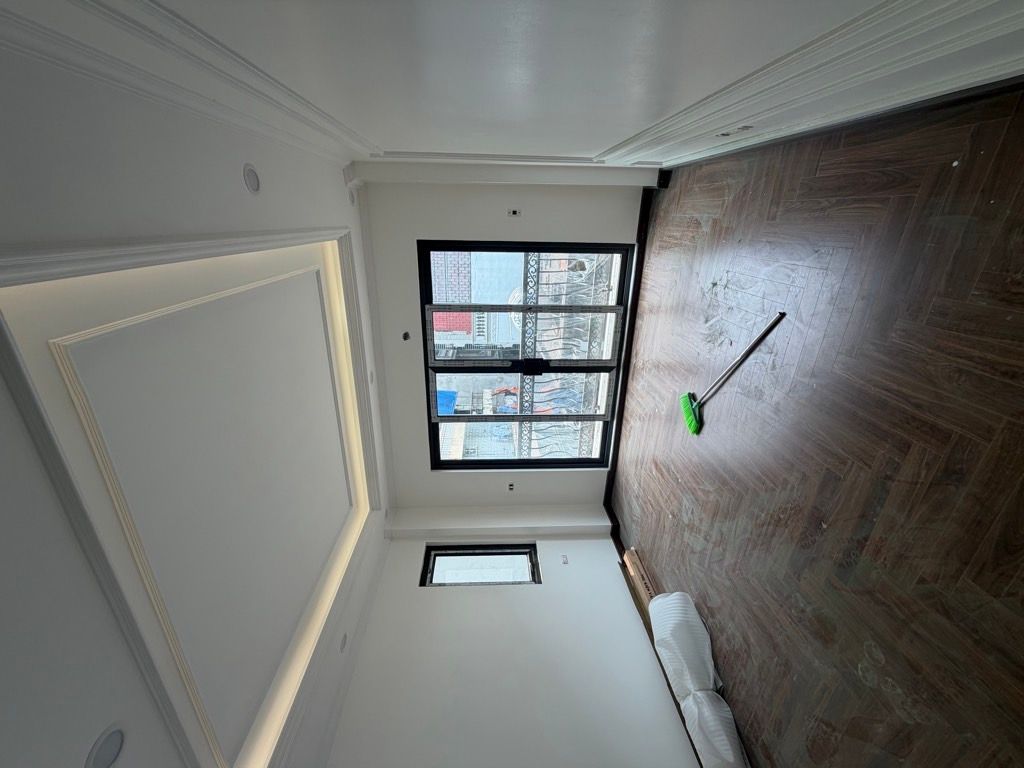 Bán nhà Nguyễn Văn Trỗi - diện tích 36m2 7 tầng - Lô góc, mặt ngõ thông - giá 16,8 tỷ