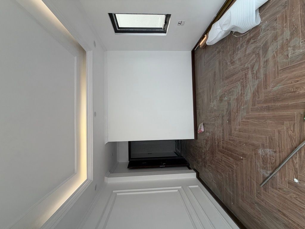 Bán nhà Nguyễn Văn Trỗi - diện tích 36m2 7 tầng - Lô góc, mặt ngõ thông - giá 16,8 tỷ