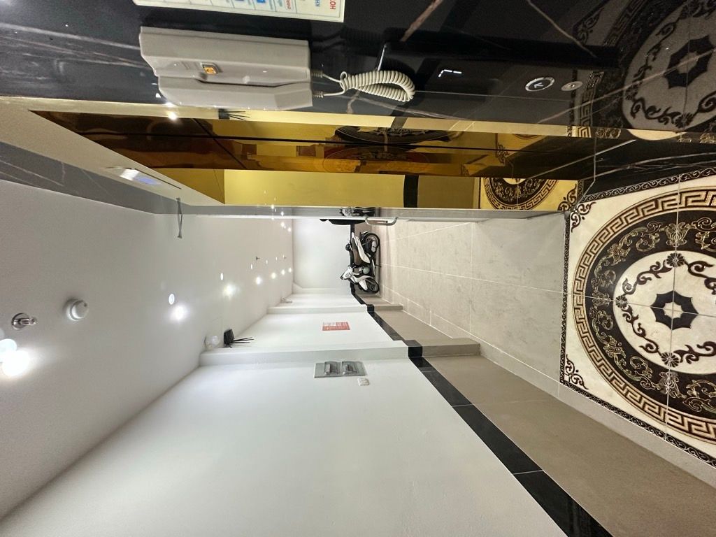 Bán nhà Hoà Bình - diện tích 72.3m2 7 tầng - Căn chung cư mini 17 phòng cho thuê - giá 17,2 tỷ