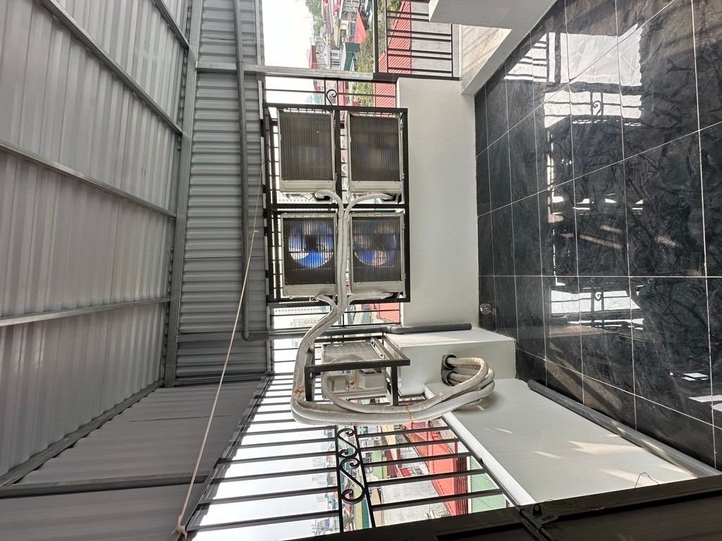 Bán nhà Hoà Bình - diện tích 72.3m2 7 tầng - Căn chung cư mini 17 phòng cho thuê - giá 17,2 tỷ