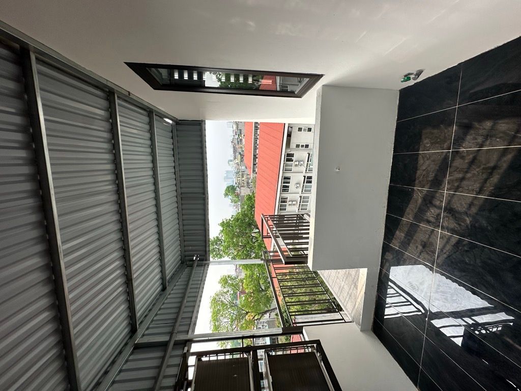 Bán nhà Hoà Bình - diện tích 72.3m2 7 tầng - Căn chung cư mini 17 phòng cho thuê - giá 17,2 tỷ