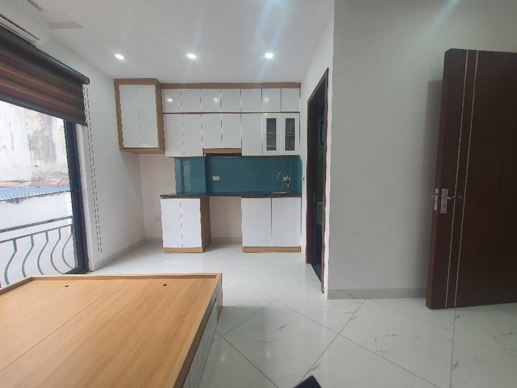 Bán nhà Thái Thịnh - diện tích 44m2 6 tầng - Ô tô gần - giá 15,6 tỷ