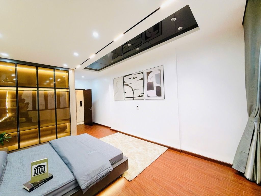 Bán nhà Khương Trung - diện tích 41m2 3 tầng - Thang máy - giá 10 tỷ