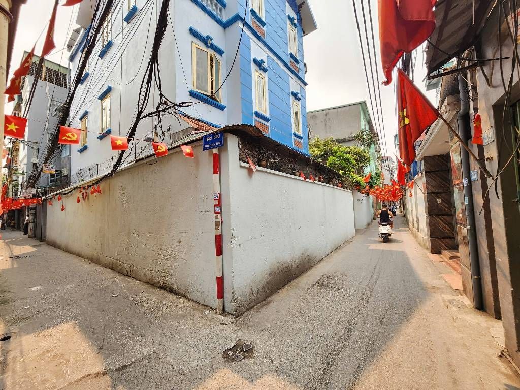 Bán nhà Tân Mai - diện tích 36,6m2 4 tầng - gần ô tô - giá 4,6 tỷ