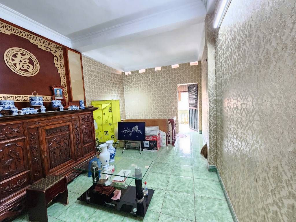 Bán nhà Tân Mai - diện tích 36,6m2 4 tầng - gần ô tô - giá 4,6 tỷ