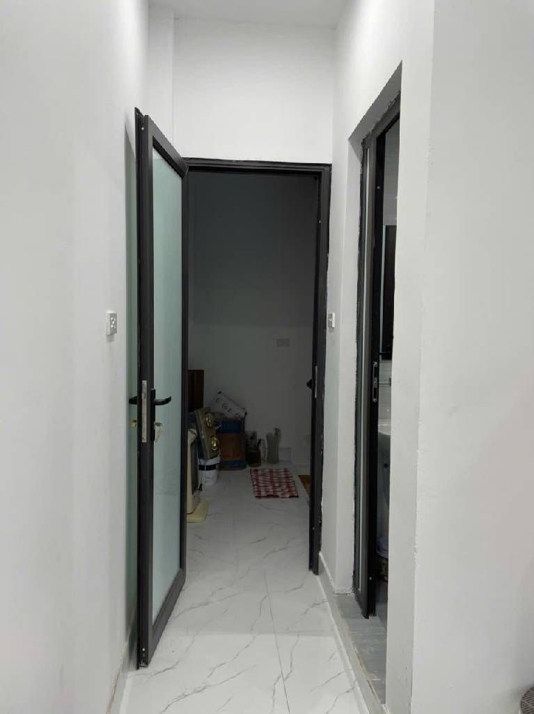 Bán nhà Tân Mai - diện tích 30m2 3 tầng - Ô TÔ DỪNG ĐỖ TRƯỚC NHÀ - giá 6,5 tỷ