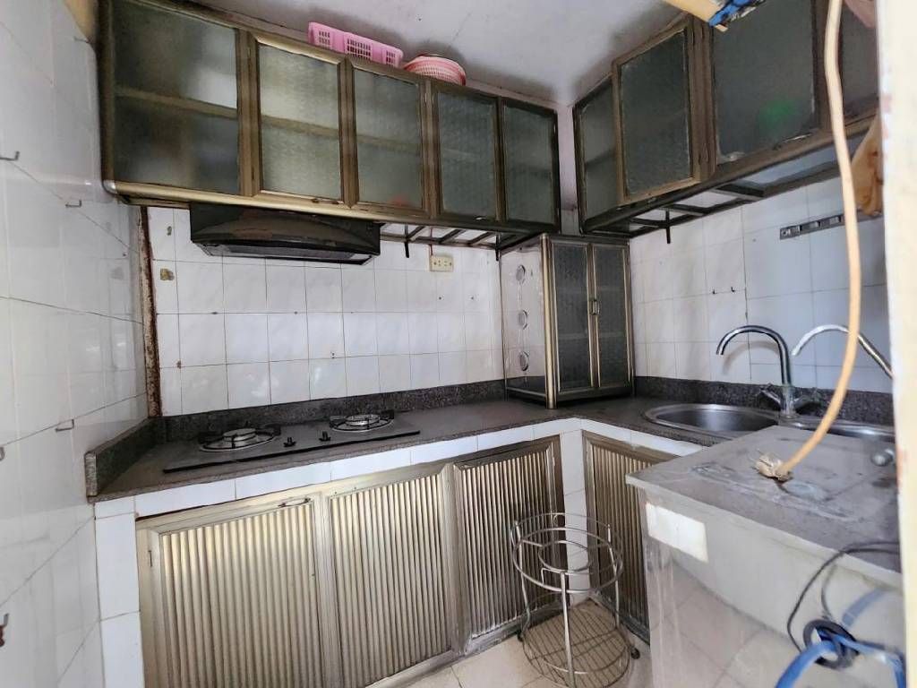 Bán nhà Lê Gia Đỉnh - diện tích 27m2 4 tầng - Mặt phố kinh doanh đỉnh - giá 8 tỷ