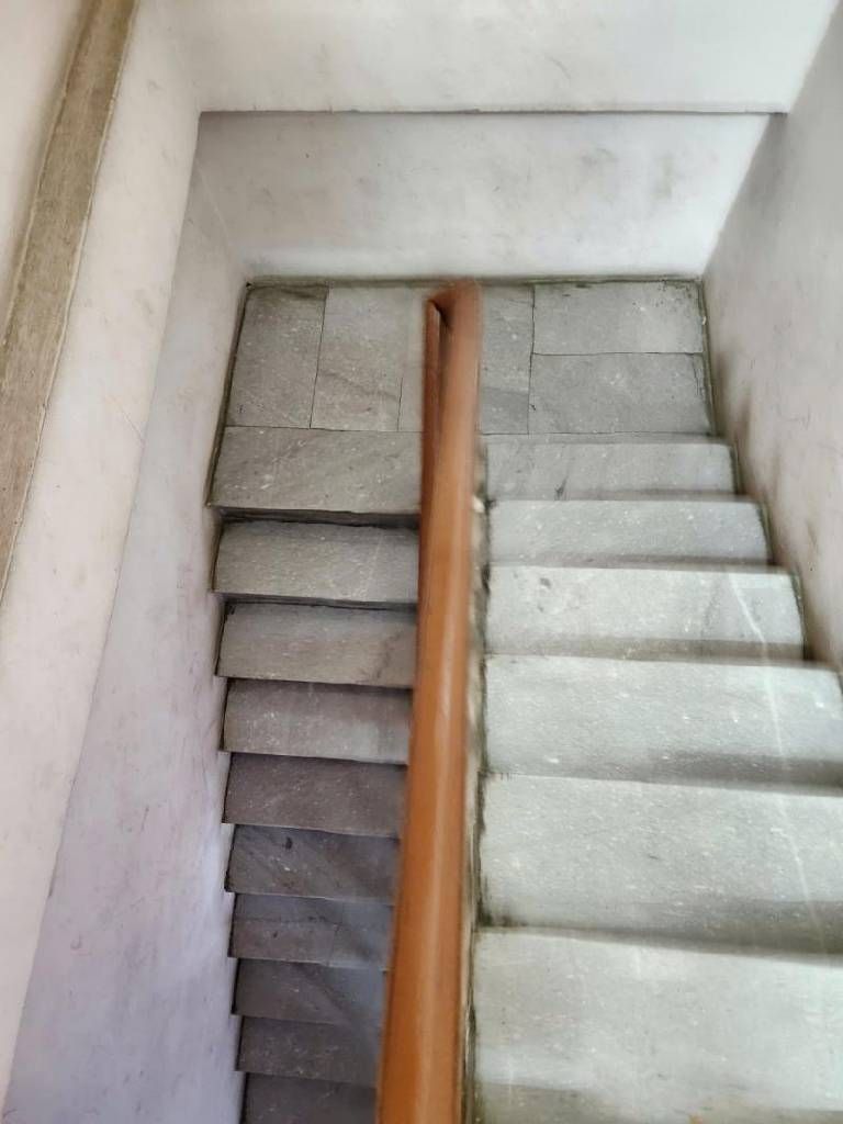 Bán nhà Lê Gia Đỉnh - diện tích 27m2 4 tầng - Mặt phố kinh doanh đỉnh - giá 8 tỷ