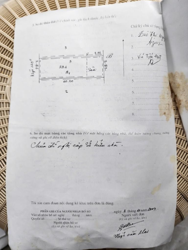 Bán nhà Trương Định - diện tích 29m2 4 tầng - Gần phố - giá 4,75 tỷ