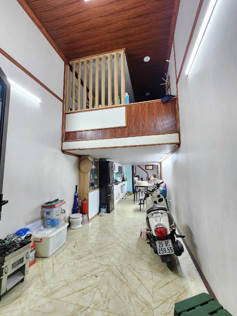 Bán nhà Trương Định - diện tích 29m2 4 tầng - Gần phố - giá 4,75 tỷ