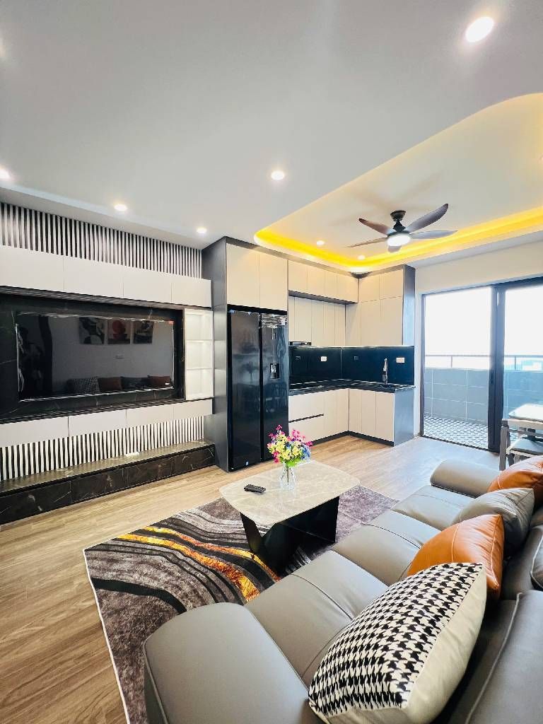 Bán nhà Lĩnh Nam - diện tích 67m2 15 tầng - Căn hộ 3 phòng ngủ - giá 5,7 tỷ