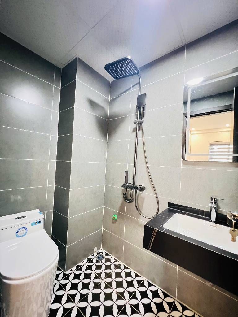 Bán nhà Lĩnh Nam - diện tích 67m2 15 tầng - Căn hộ 3 phòng ngủ - giá 5,7 tỷ