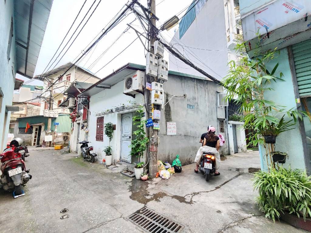 Bán nhà Giáp Nhị - diện tích 56m2 2 tầng - ô tô lùi cửa - giá 10,2 tỷ