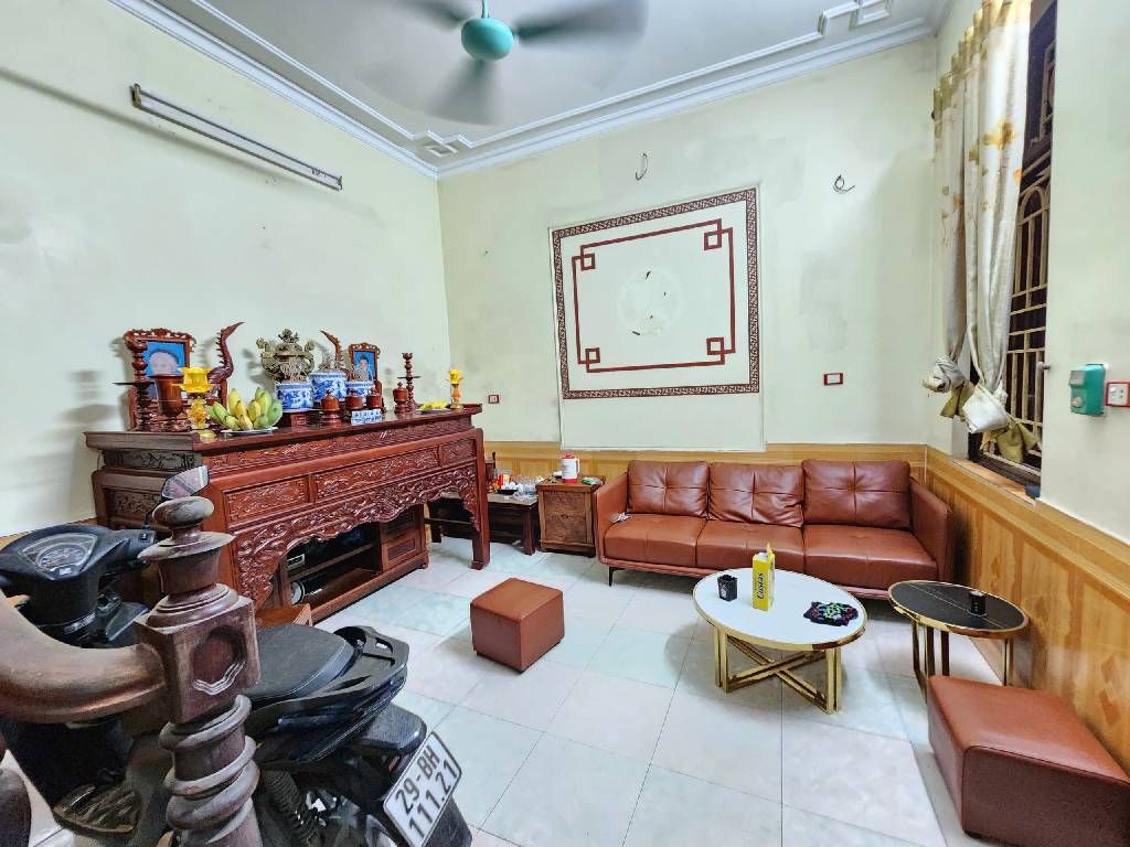 Bán nhà Giáp Nhị - diện tích 56m2 2 tầng - ô tô lùi cửa - giá 10,2 tỷ