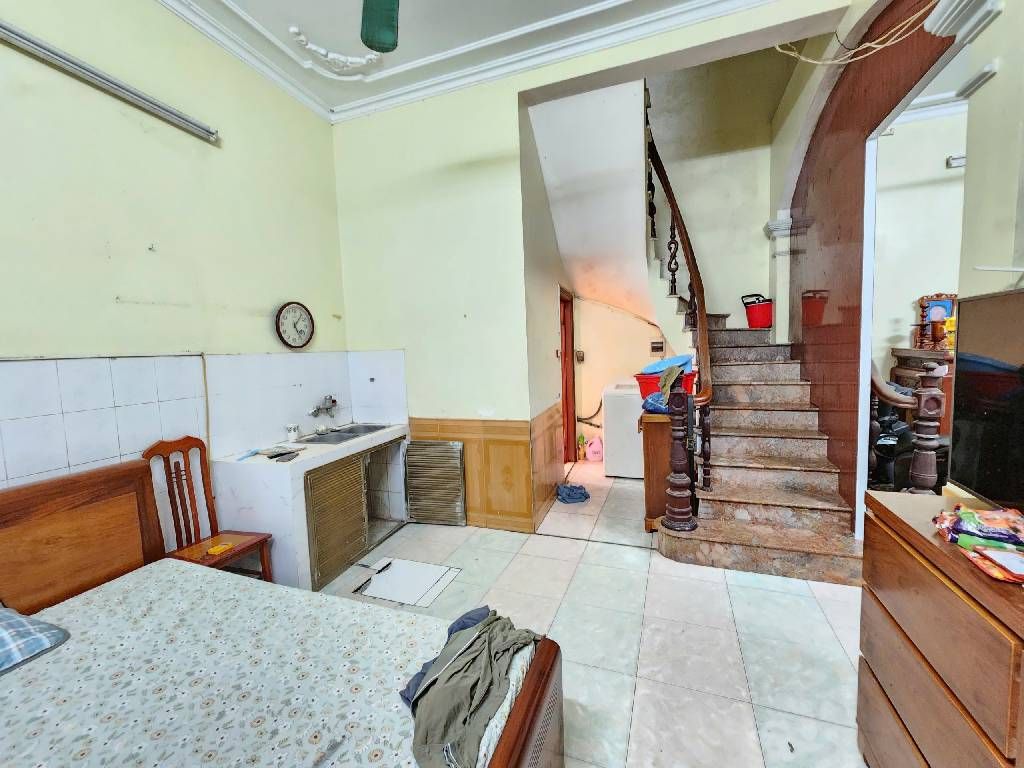 Bán nhà Giáp Nhị - diện tích 56m2 2 tầng - ô tô lùi cửa - giá 10,2 tỷ