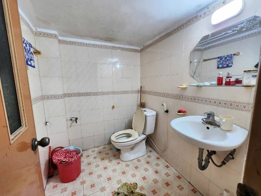 Bán nhà Giáp Nhị - diện tích 56m2 2 tầng - ô tô lùi cửa - giá 10,2 tỷ