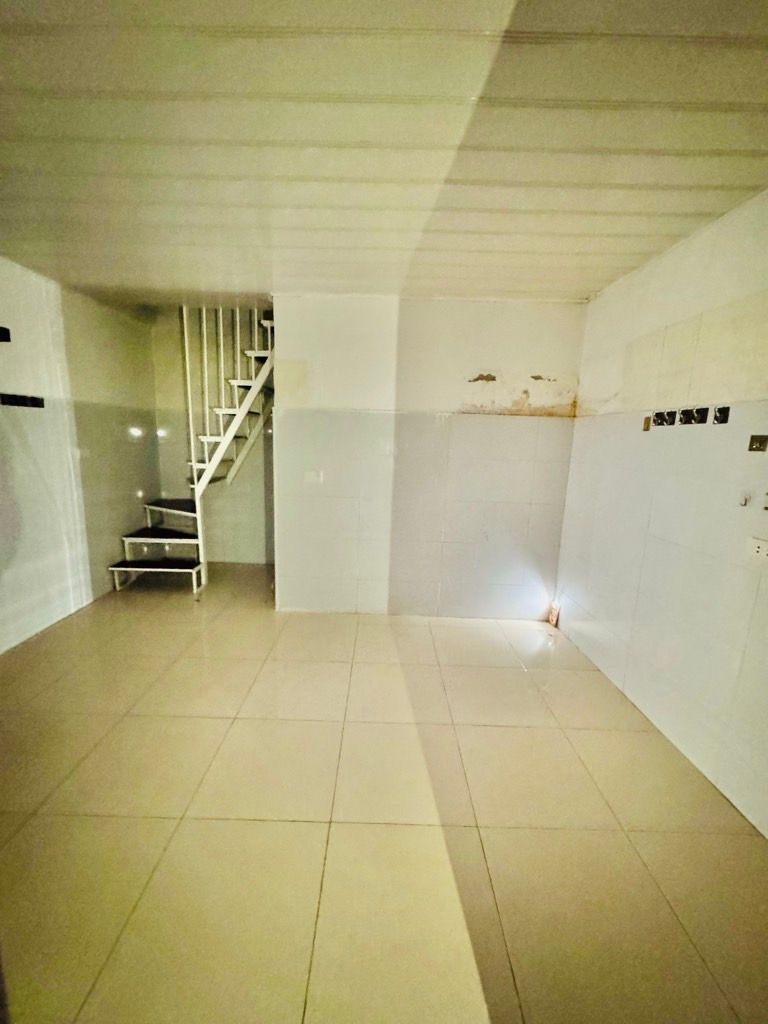 Bán nhà Nam Dư - diện tích 18m2 2 tầng - Nhà chưa sổ - giá 1,6 tỷ