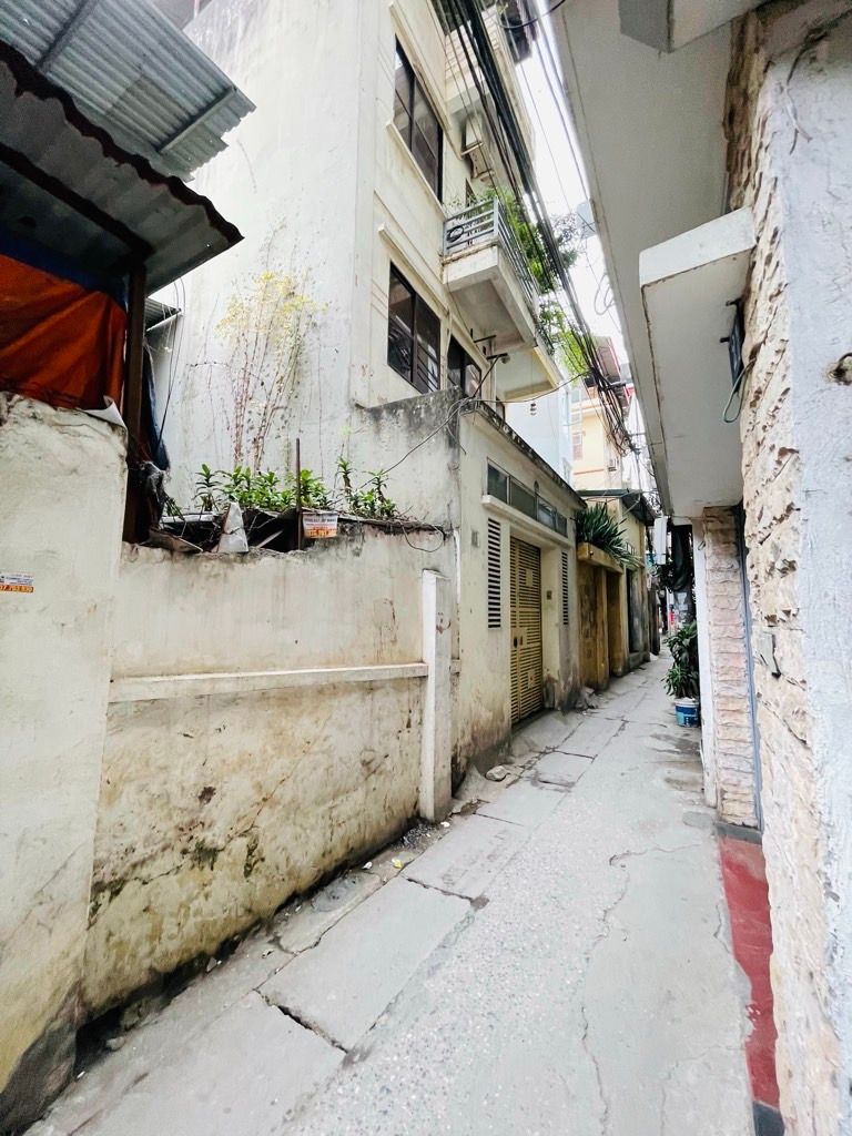 Bán nhà Gốc đề - diện tích 56m2 1 tầng - Ngõ thông - giá 14 tỷ