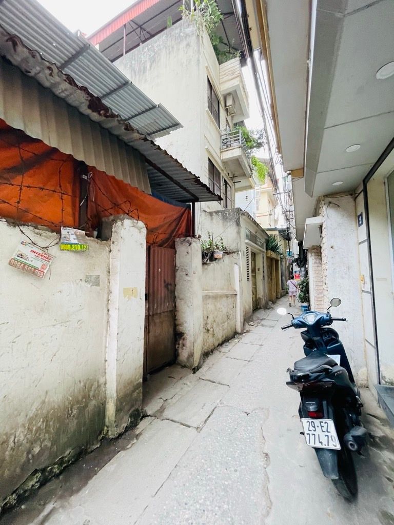 Bán nhà Gốc đề - diện tích 56m2 1 tầng - Ngõ thông - giá 14 tỷ