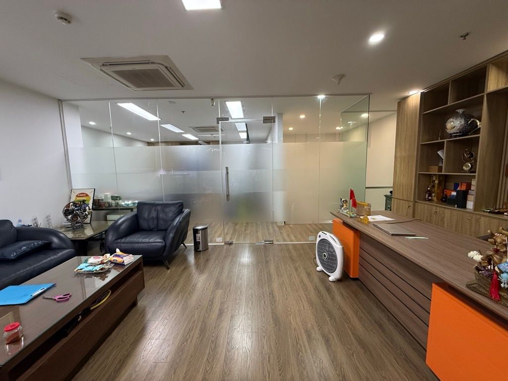 Bán nhà Minh Khai - diện tích 141m2 2 tầng - Kiot - giá 20,5 tỷ