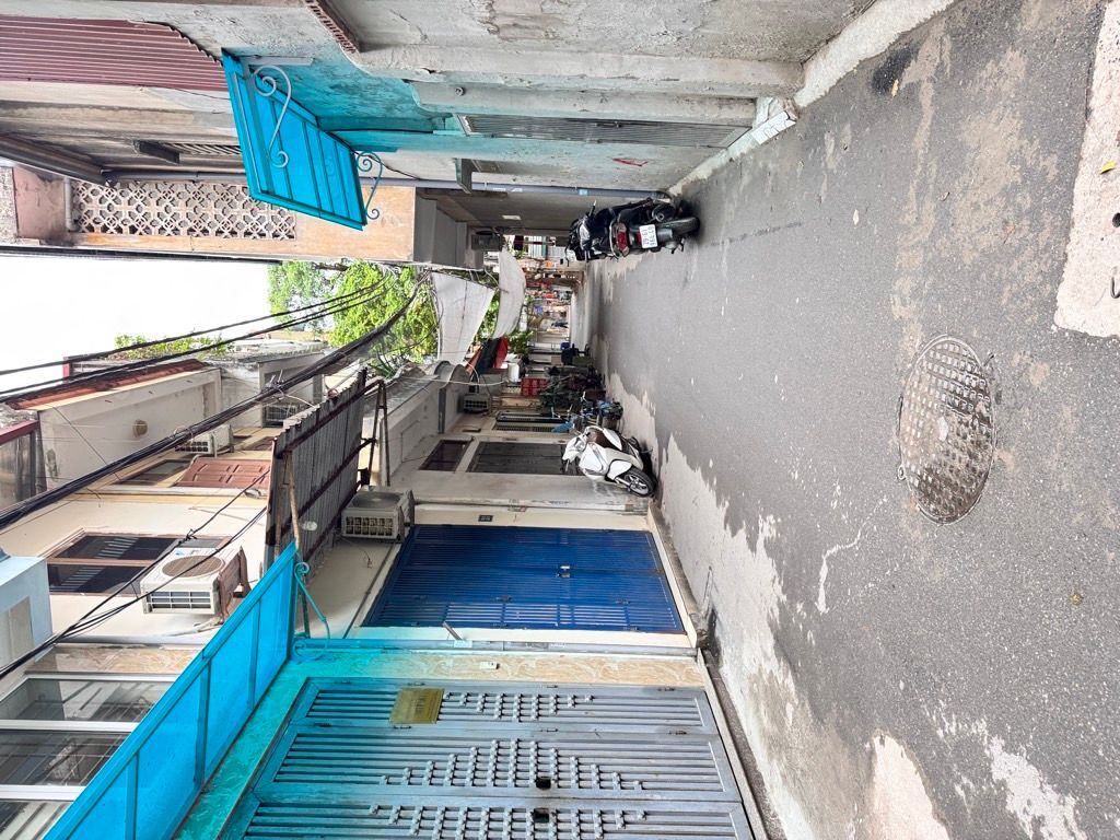 Bán nhà Nguyễn Văn Trỗi - diện tích 34m2 7 tầng - thang máy - giá 11,8 tỷ