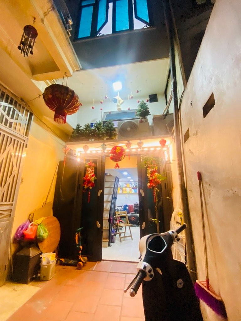 Bán nhà Bạch Mai - diện tích 13m2 5 tầng - SIÊU HIẾM NHÀ ĐẸP ĐỦ CÔNG NĂNG - giá 4,8 tỷ