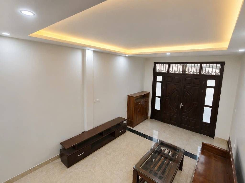 Bán nhà Định Công Hạ - diện tích 48.9m2 4 tầng - ô tô đỗ cửa - giá 6,5 tỷ