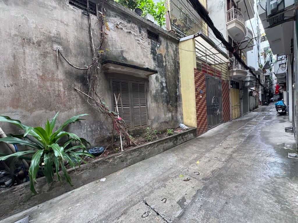 Bán nhà Nguyễn Lân - diện tích 61.2m2 1 tầng - Mặt ngõ ô tô - giá 18,5 tỷ