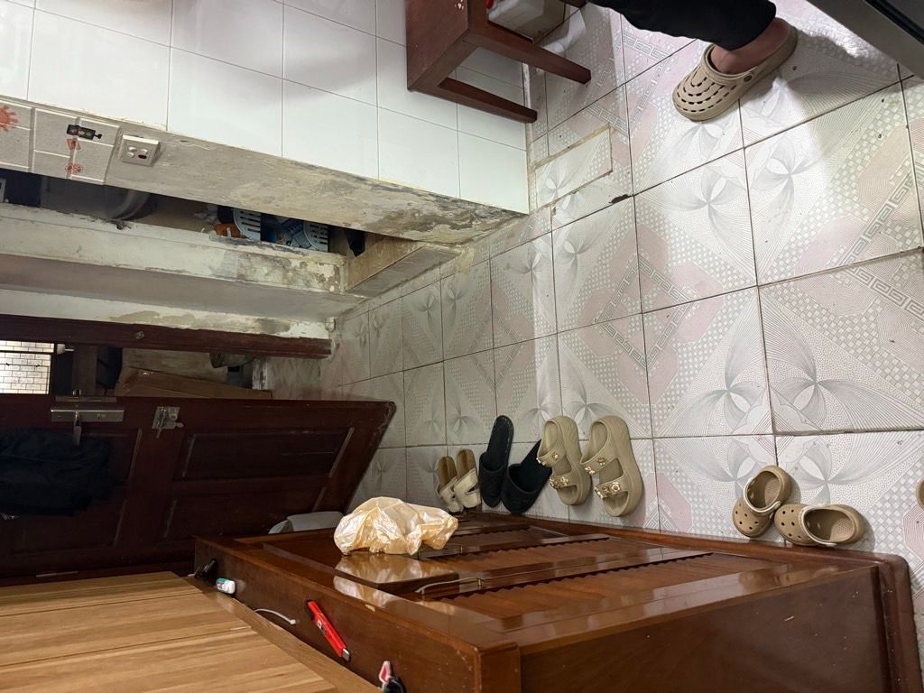 Bán nhà Lạc Trung - diện tích 60m2 4 tầng - ô tô đỗ cửa - giá 4,35 tỷ