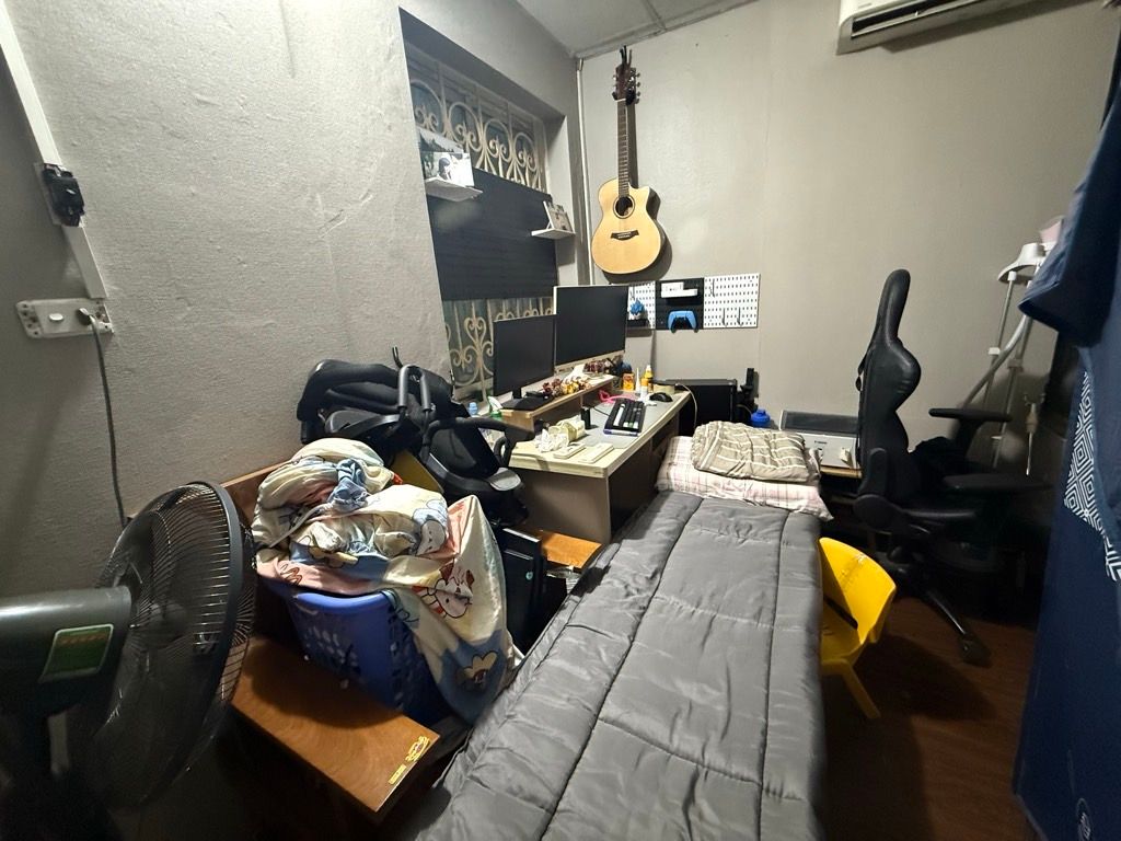 Bán nhà Lạc Trung - diện tích 60m2 4 tầng - ô tô đỗ cửa - giá 4,35 tỷ