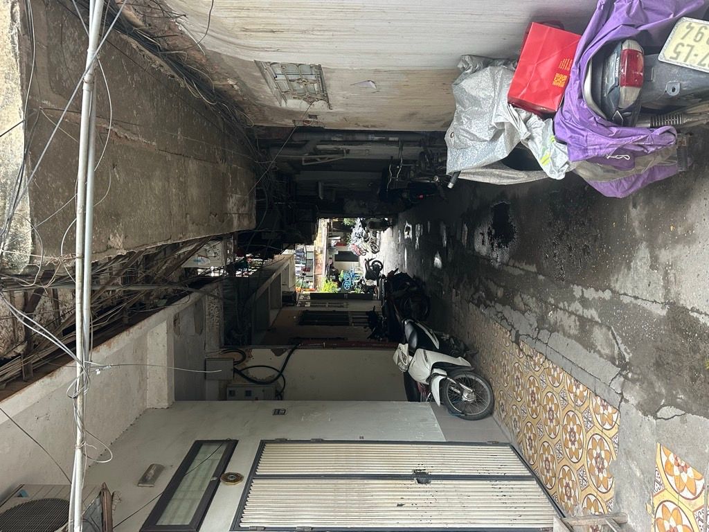 Bán nhà Quan Nhân - diện tích 30m2 1 tầng - Nhà nguyên bản, phù hợp cho gia đình trẻ - giá 3,18 tỷ