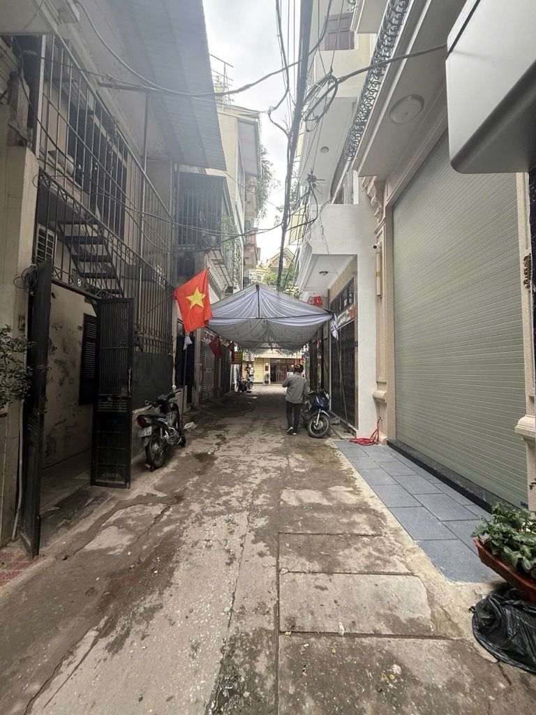 Bán nhà Hoàng Mai - diện tích 60m2 3 tầng - Phân Lô Ô Tô tránh - giá 17,2 tỷ