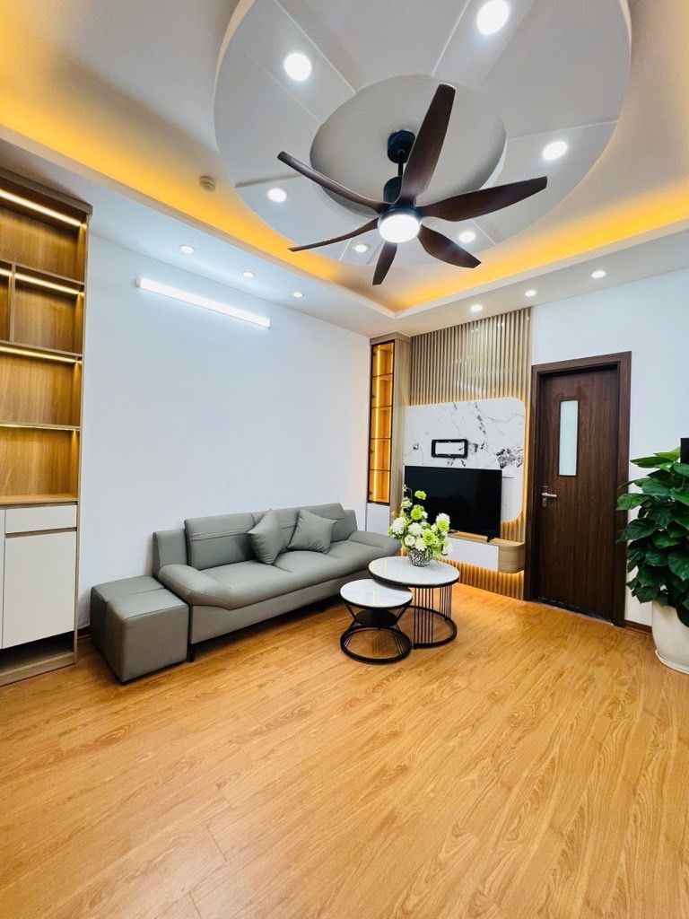 Bán nhà Nguyễn Xiển - diện tích 53.5m2 1 tầng - nhà đẹp hiếm có - giá 4.5 tỷ