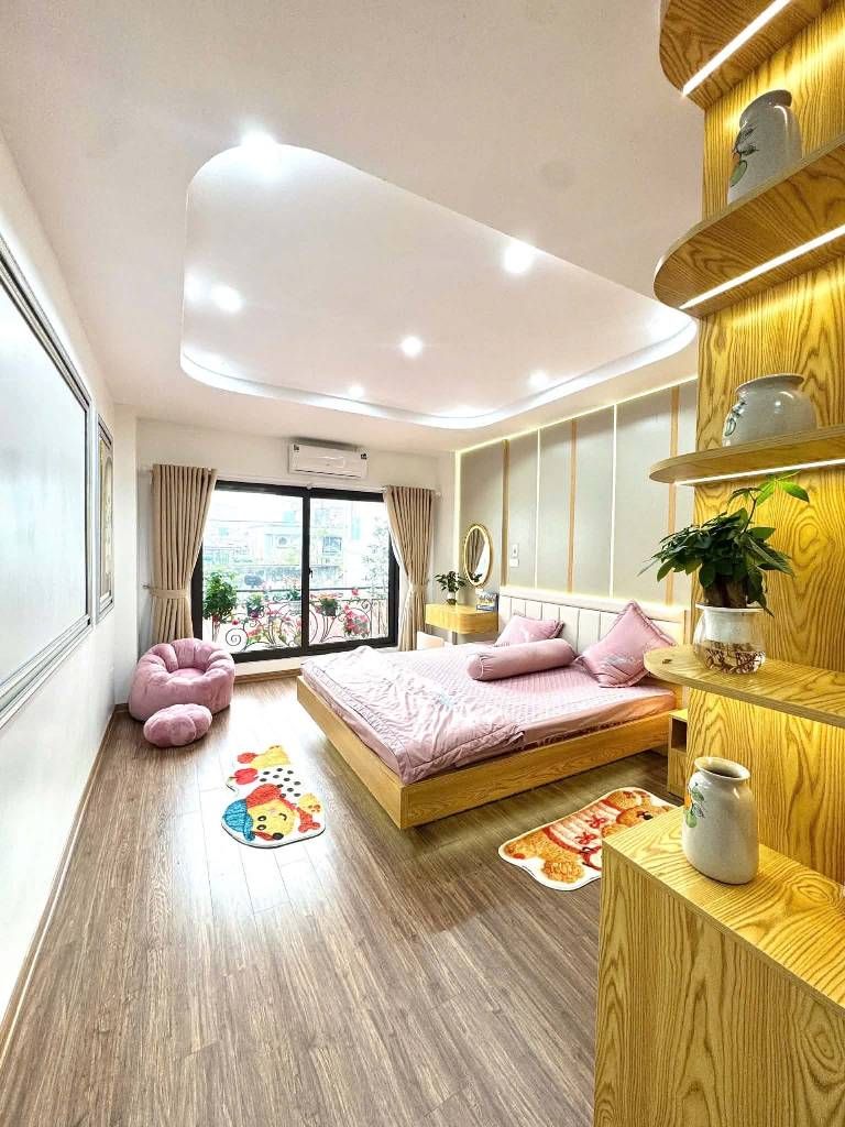 Bán nhà Khâm Thiên - diện tích 34,7m2 7 tầng - Nhà mới 7 tầng thang máy - giá 11,9 tỷ