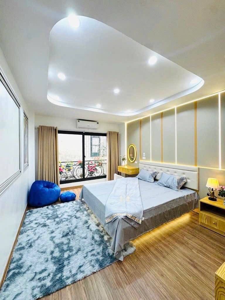 Bán nhà Khâm Thiên - diện tích 34,7m2 7 tầng - Nhà mới 7 tầng thang máy - giá 11,9 tỷ