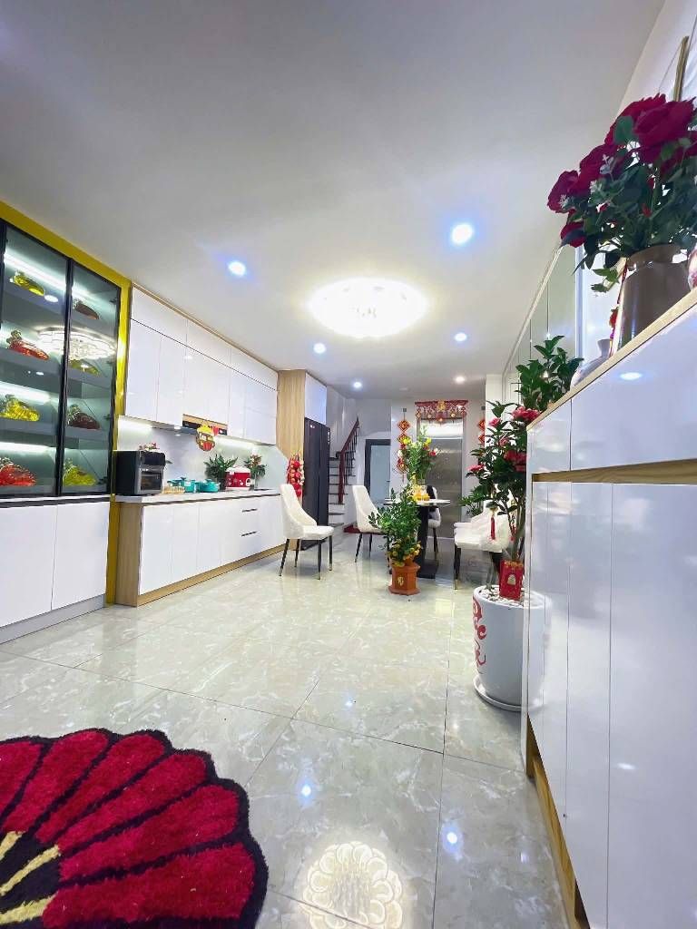 Bán nhà Khâm Thiên - diện tích 34,7m2 7 tầng - Nhà mới 7 tầng thang máy - giá 11,9 tỷ