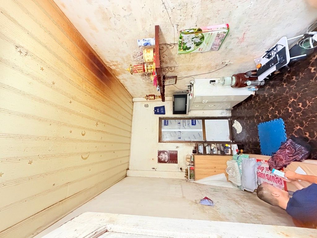 Bán nhà Đình Đông - diện tích 42,3m2 2 tầng - ô tô đỗ cửa - giá 12,6 tỷ