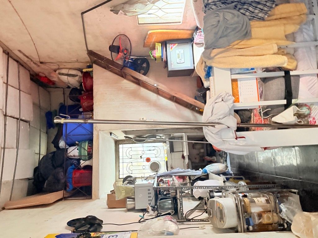 Bán nhà Đình Đông - diện tích 42,3m2 2 tầng - ô tô đỗ cửa - giá 12,6 tỷ