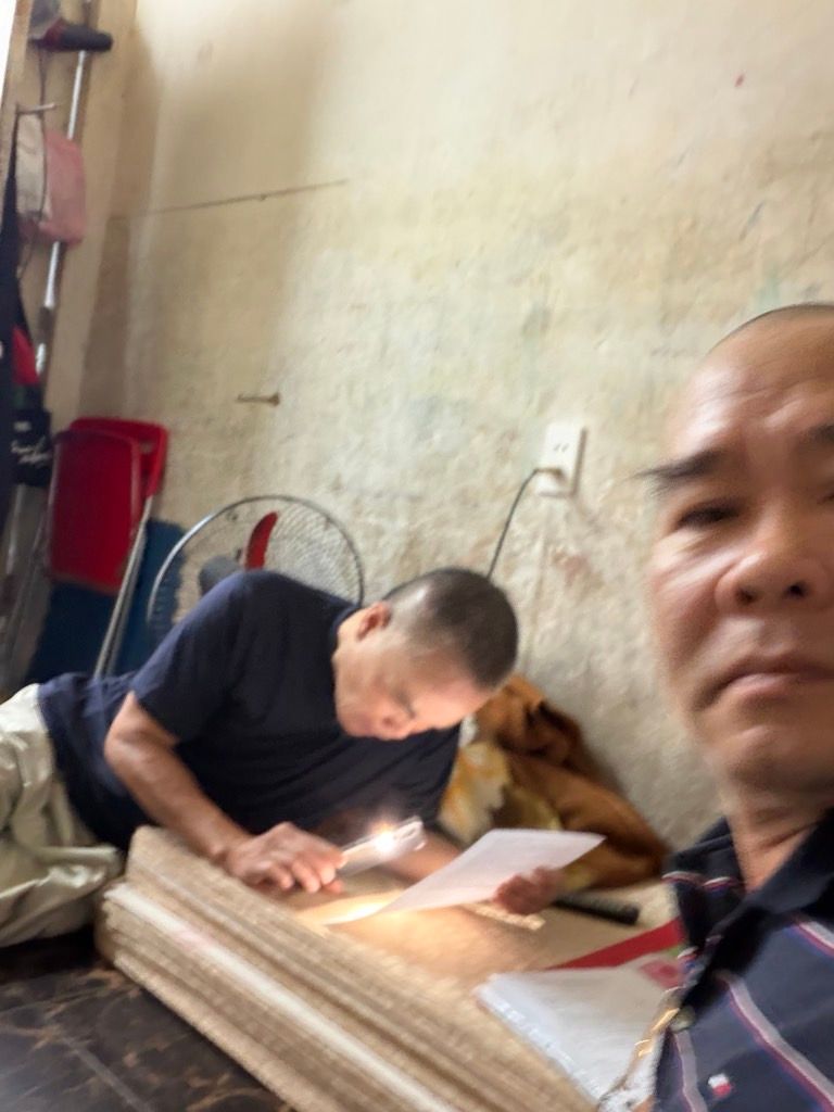 Bán nhà Đình Đông - diện tích 42,3m2 2 tầng - ô tô đỗ cửa - giá 12,6 tỷ