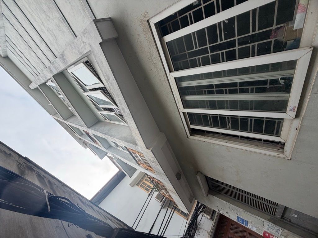 Bán nhà Đại Từ - diện tích 47,6m2 4 tầng - Lô góc, ô tô đỗ cửa - giá 17,3 tỷ