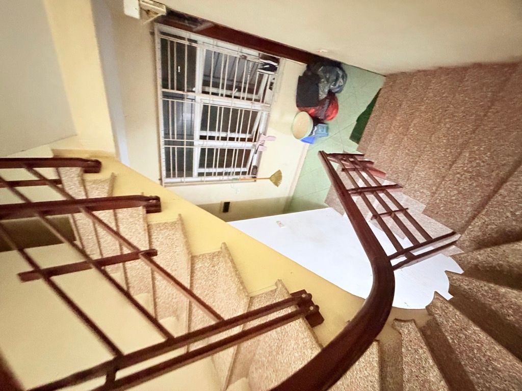 Bán nhà Đại Từ - diện tích 47,6m2 4 tầng - Lô góc, ô tô đỗ cửa - giá 17,3 tỷ